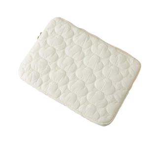 Cute off-white quilted cloud laptop sleeve in polyester for 11 to 15 inch tablets