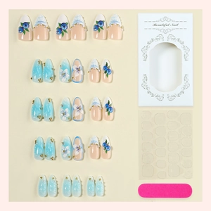 Blue heart bohemian press-on nails set with floral patterns and pearl decorations