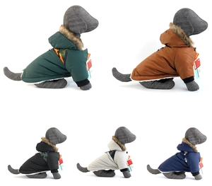 Détails de vestes d'hiver pour chiens avec capuches en fourrure en vert, orange et noir