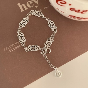 Elegant S925 sterling silver lace hollow bracelet with adjustable flower pendant chain