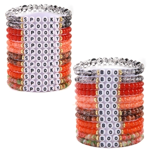 Halloween BOO und SPOOKY Perlenarmband-Set mit bunten Glas- und Acrylperlen für Damen