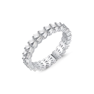 Anello scintillante in argento sterling S925 con zirconi rettangolari e motivo geometrico
