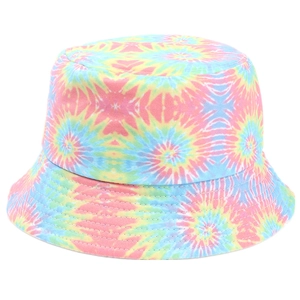 Bob d'été en coton tie-dye aux motifs colorés tourbillonnants rose, jaune et bleu