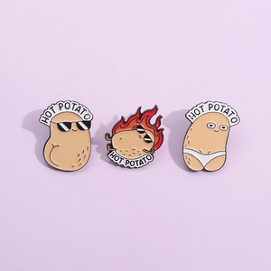 Épinglette en Émail Patate Chaude Dessin Animé Humour Broche Pomme de Terre Humanisée Badge en Alliage Peint pour Sac à Dos Vêtements Unisexe