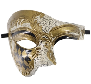 Dettaglio della maschera veneziana a metà viso con rilievi dorati e finitura craquelé vintage