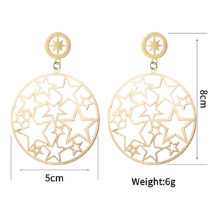 Detailed view of oversized hollow star round earrings with 8cm length and 5cm diameter