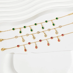 Bracelets de cheville en acier doré avec pendentifs gouttes en zircone colorée