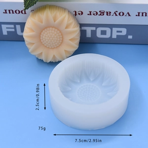 Sonnenblumen Silikonform zum Backen und Basteln mit fertiger gelber Blumenseife