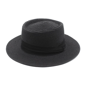 Chapeau de paille noir classique avec ruban large pour protection solaire et plage d'été