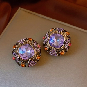 Boucles d'oreilles dorées vintage avec gemmes violettes carrées et strass colorés