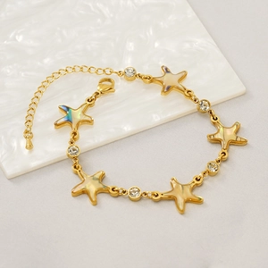 Elegant 18K gold plated starfish bracelet with mother of pearl and sparkling zircon stones