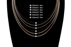 Detailed size comparison of titanium steel necklaces in 1.8mm and 2.9mm widths