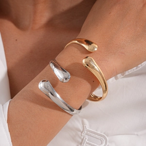 Minimalist Open Cuff Bangle Iron Waterdrop Ends Mirror Polished Irregular Oval Fashion Jewelry For Women