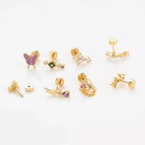 Ensemble de boucles d'oreilles dorées en acier avec papillon et motifs en zircon