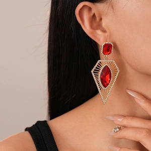 Vintage Ancora red geometric gemstone earrings with gold frame and sparkling rhinestones