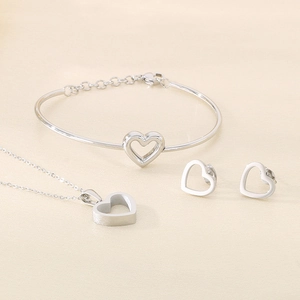Parure de bijoux 3 pièces en argent avec cœur évidé : collier, bracelet et boucles d'oreilles