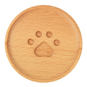 Japanese style beech wood coaster featuring a cute creative carved bear paw design