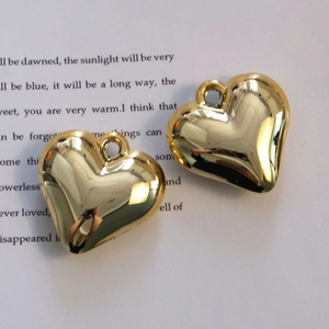Golden laser electroplated heart pendant charms with mirror finish for DIY jewelry