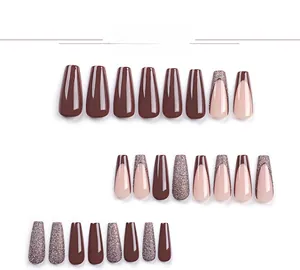 Détails de 24 faux ongles cercueil aux tons marron, paillettes et pointes françaises