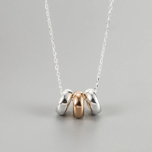 S925 sterling silver minimalist triple interlocking circle necklace in silver and rose gold