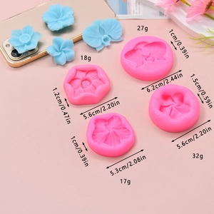 Set of 4 pink floral silicone baking molds with size and weight specifications in detail