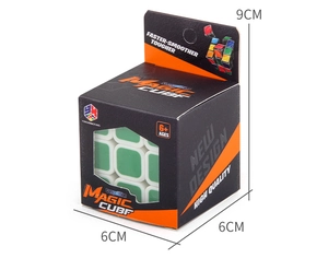 Detail view of the 5.7cm competition speed cube in its premium black and orange packaging