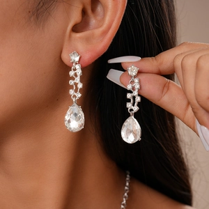 Luxe V-shape teardrop rhinestone earring and necklace set for women with silver finish