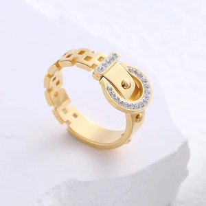 Elegant gold belt buckle ring with crystal pavé and hollow chain band design