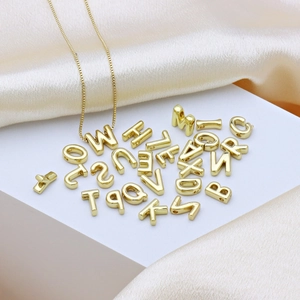 Polished 18k gold plated 26 letter pendant necklace set with elegant box chain