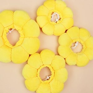 Soft sunflower-shaped yellow pet recovery collar with adjustable drawstring for cats and dogs