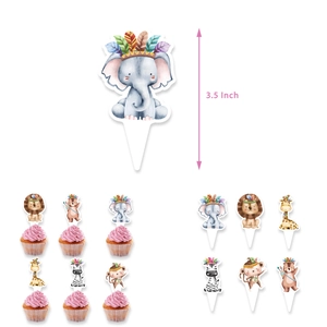 Jungle animal cupcake toppers featuring lions and giraffes for birthday party decor