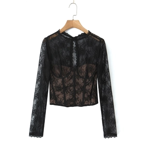 Haut corset femme en dentelle noire transparente avec manches longues sur cintre