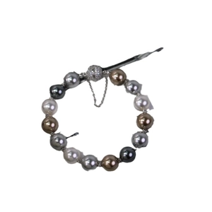 Bracelet de perles multicolores avec fermoir magnétique scintillant et chaîne de sûreté
