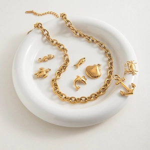 18K gold plated stainless steel chunky cable chain necklace with sea life charms