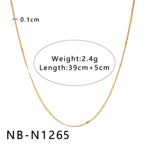 Détails du collier doré multicouche avec spécifications de longueur 39+5cm et poids 2,4g