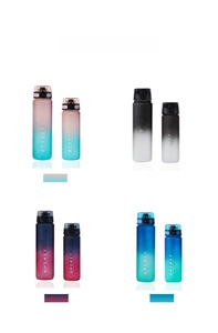 Detail showing four gradient color options for 32oz and 1L large sport water bottles