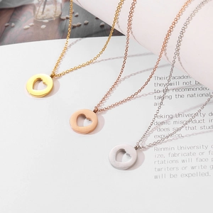 18K gold plated stainless steel heart pendant necklaces in gold, rose gold and silver