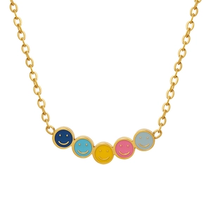 Collana con ciondoli smiley colorati con catena dorata e cinque charm in smalto per donna