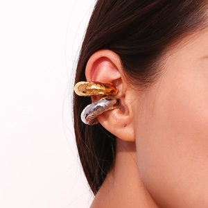Ear cuff minimalisti in acciaio placcato oro 18K con motivo a pelle di serpente
