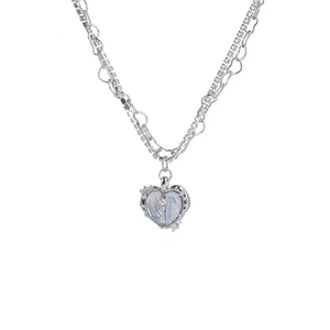 Collana a doppio strato in acciaio al titanio argento con ciondolo a cuore e pietra blu