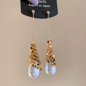 18k gold plated long drop earrings with white waterdrop pearls in metal mesh detail