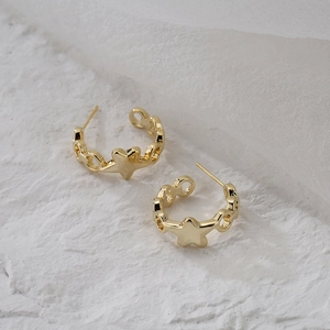 Chic 18K gold plated star geometric hoop earrings for women with minimalist镂空 design