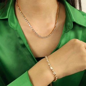 Luxury gold-plated titanium steel necklace and bracelet set with cubic zirconia stones