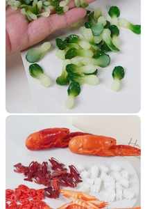 Vue macro de modèles de homard et calmar miniatures en résine pour décoration DIY