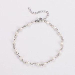 Detail of baroque pearl bracelet with silver metal chain, lobster clasp and extender