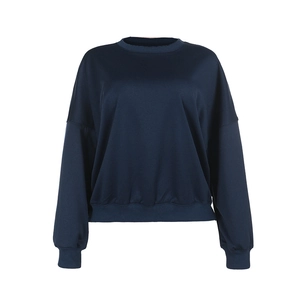 Women's minimalist navy blue crewneck sweatshirt with drop shoulder and ribbed cuffs