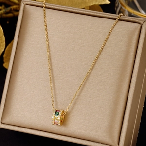 Roestvrijstalen Cilinder Hanger Halsketting Met Kleurrijke Zirkonia Licht Luxe Vergulde Taille Ketting Voor Vrouwen