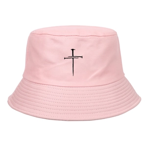 Bob rose en coton avec broderie croix noire de style urbain et minimaliste