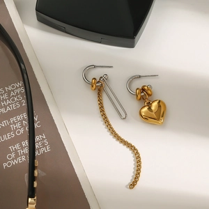 Asymmetric 18k gold stainless steel heart earrings with elegant long chain fringe