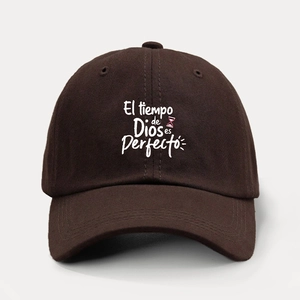 Casquette de baseball en coton marron avec texte El tiempo de Dios es Perfecto